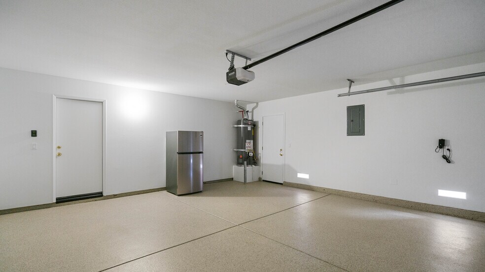 Building Photo - 48509 Calle Carmello