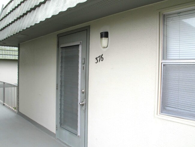 Building Photo - 376 Flanders Dr