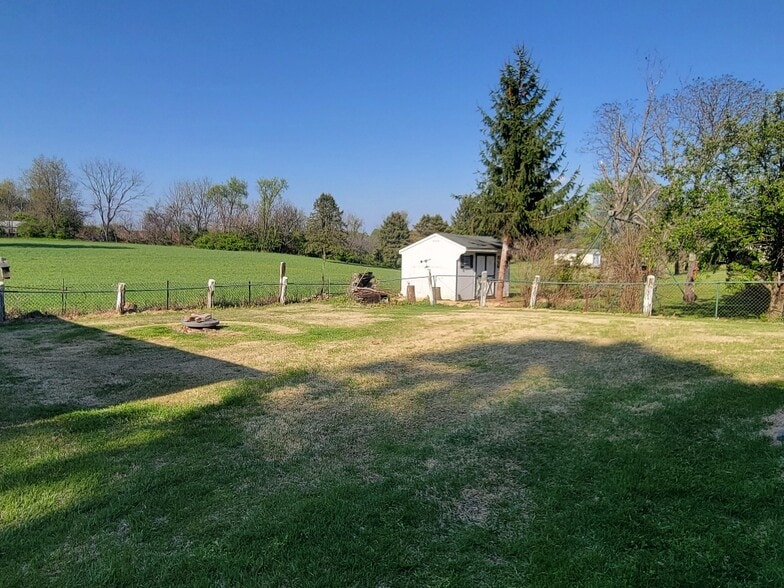 Building Photo - 848 Stone Hill Rd