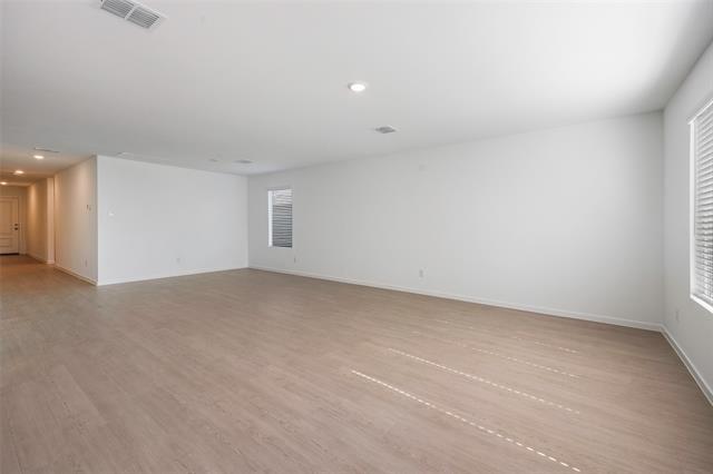 Building Photo - 1617 Parlier St