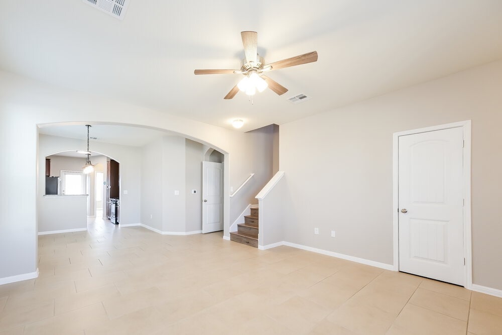 Building Photo - 415 N Heatherwilde Blvd