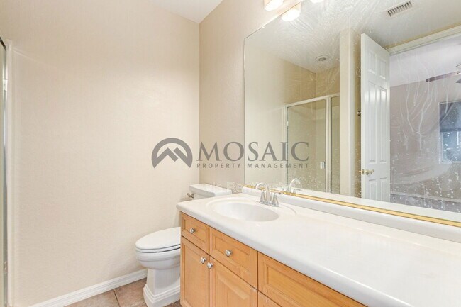 Building Photo - 3800 S Cantabria Cir