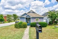 Building Photo - 628 Candytuft Ln