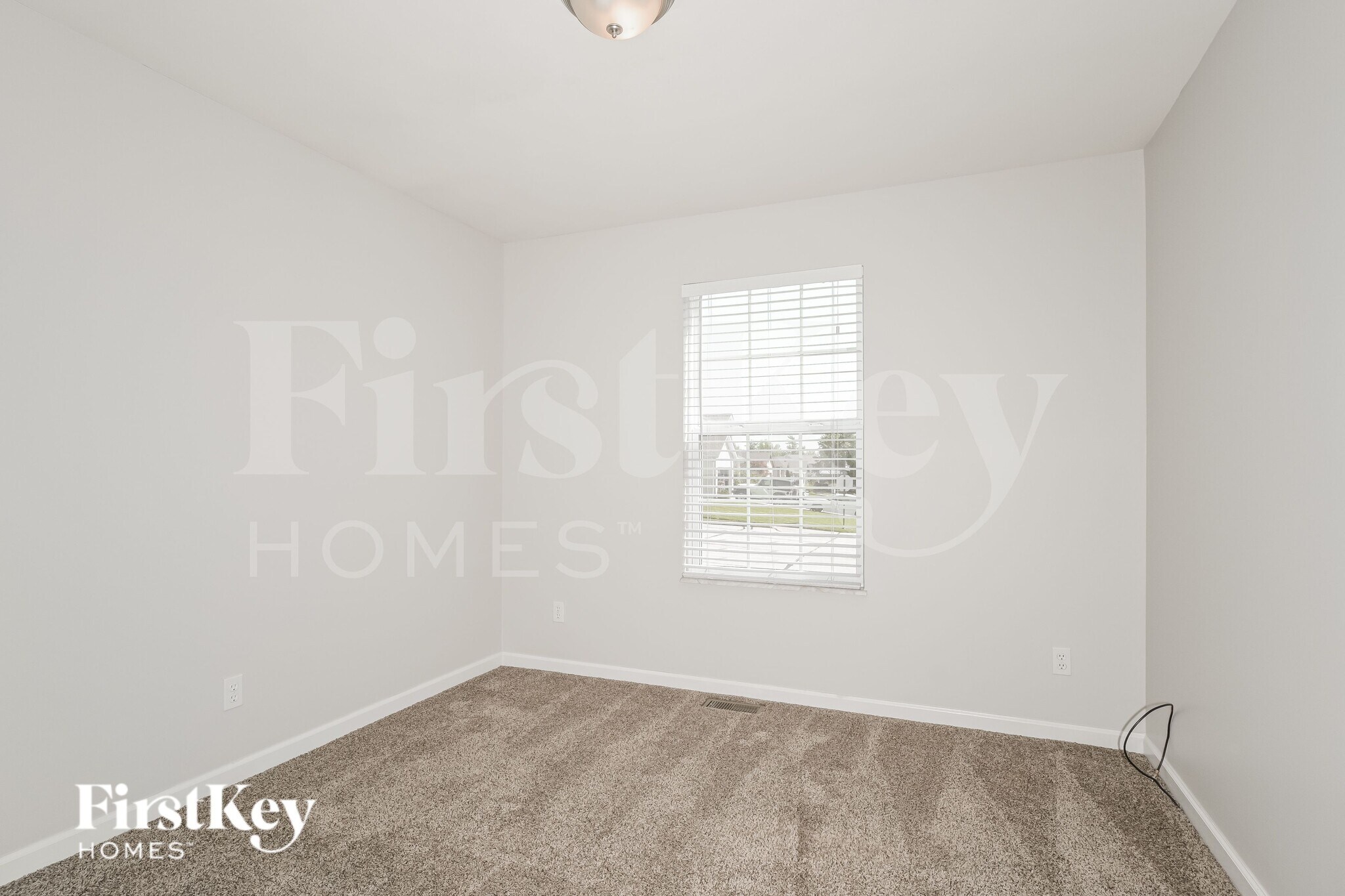 Building Photo - 3891 Cambridge Crossing Dr