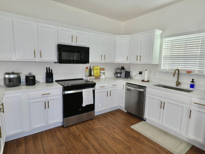 Building Photo - 83 Rhett Ln