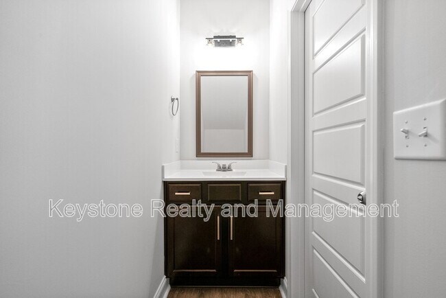 Building Photo - 750-K-101 Tracy Ln