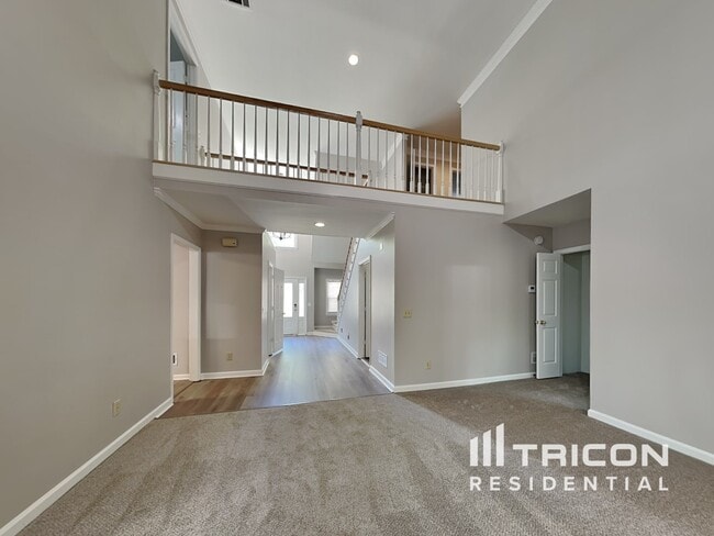 Building Photo - 7067 Brook Side Landing