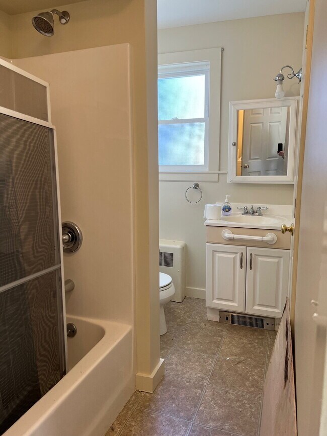 Building Photo - 1st floor, bight and sunny