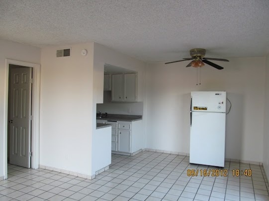 Building Photo - 3518 Villa Knolls N Dr