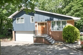 Building Photo - 511 Scotland Rd