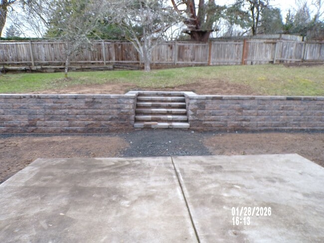 Building Photo - Welcome to your new home!!