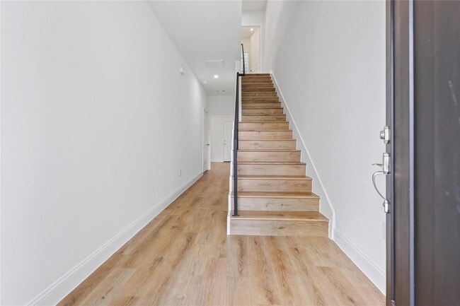 Building Photo - 3526 Luca St