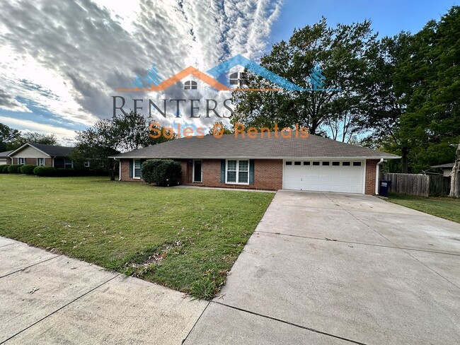 Primary Photo - 3 Bedroom House Bailey Cove Area with Fenc...