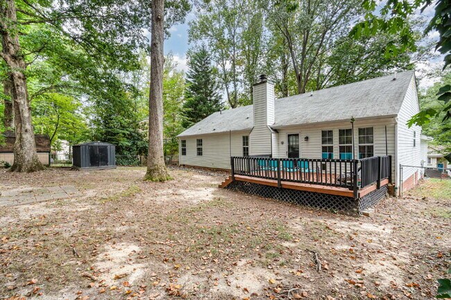Building Photo - Charming One-Level Home in Quiet Cul-de-Sa...