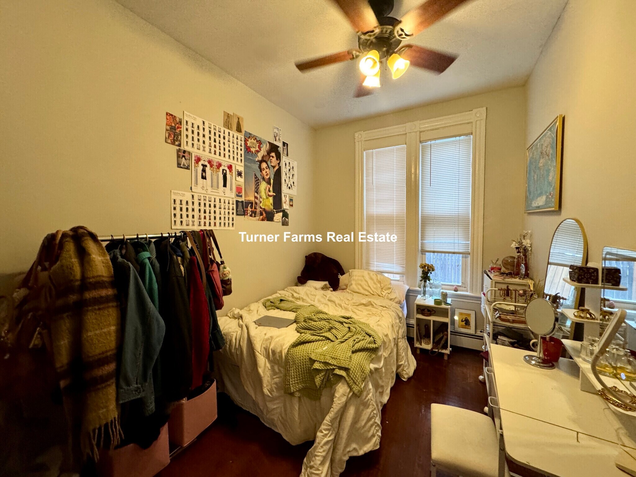 Building Photo - 719 Parker St