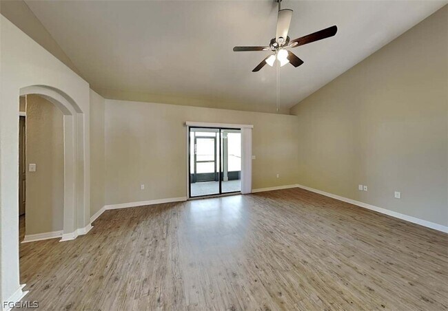 Building Photo - 202 SW 16th Terrace