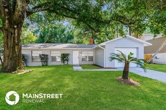 Building Photo - 1130 Foxwood Dr