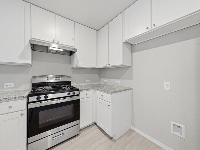 Building Photo - Welcome to 423 Ambush Ridge in San Antonio