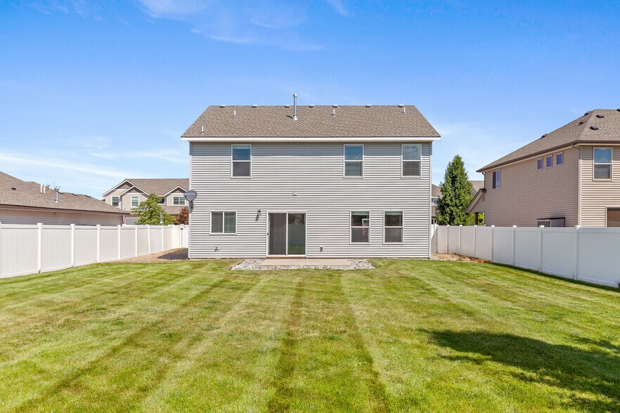 Building Photo - 4580 W Magrath Dr