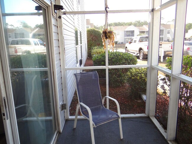 Building Photo - Long term ground floor rental