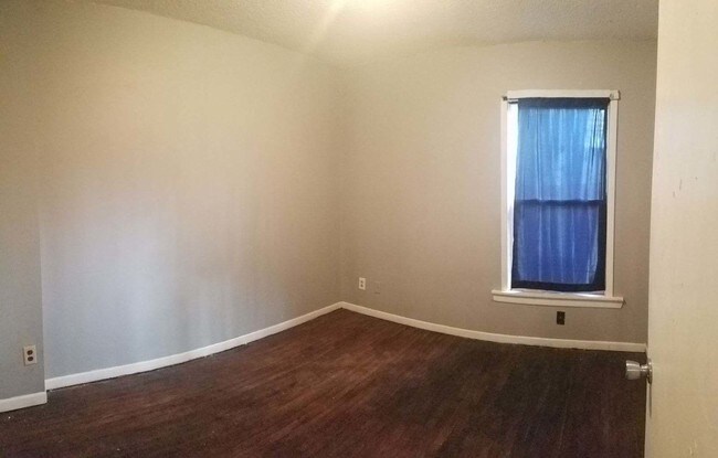 Building Photo - 224 Randolph St