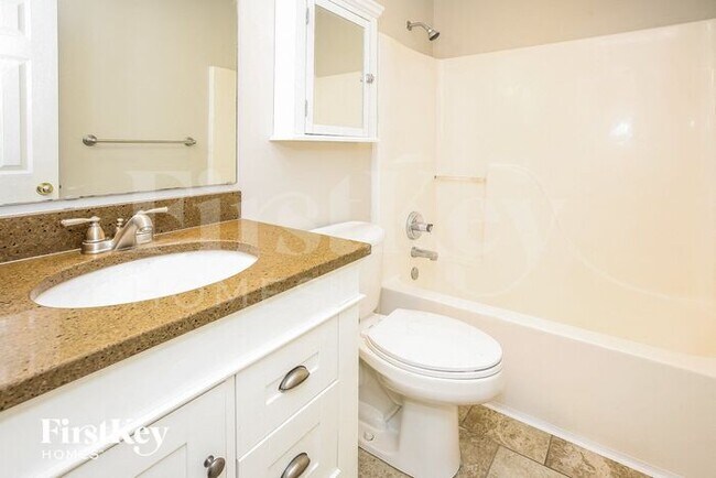 Building Photo - 6429 Blakeview Dr