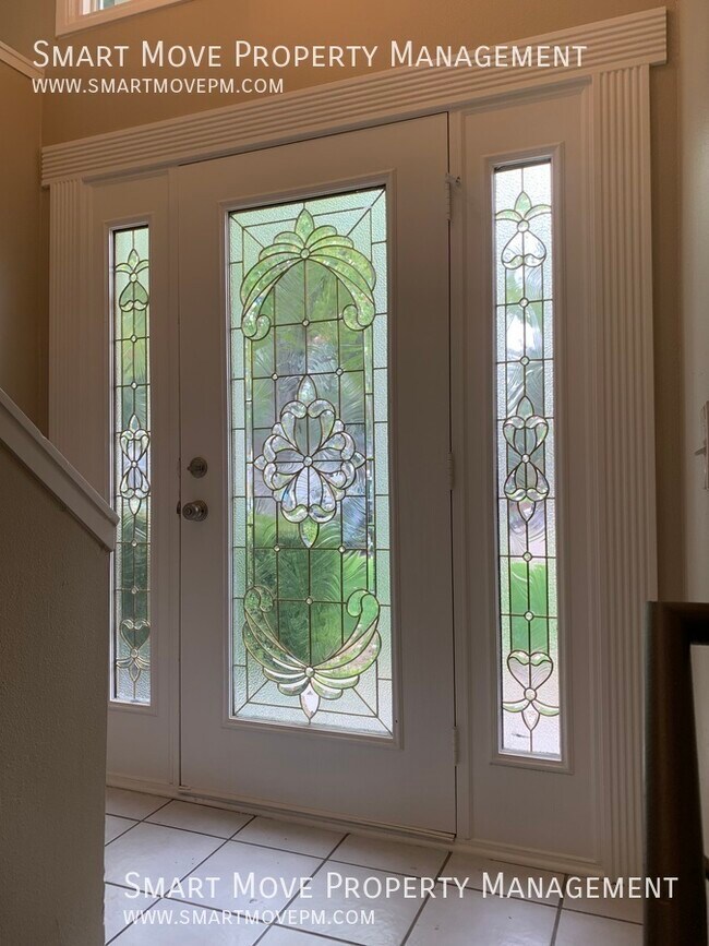 Building Photo - Upgraded split level 4 bed home in West Bench