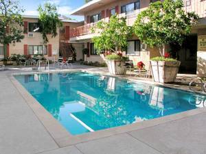 Building Photo - Executive House Apartments