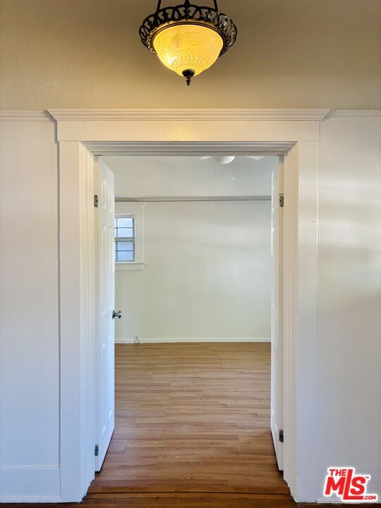 Building Photo - 2130 W 29th Pl