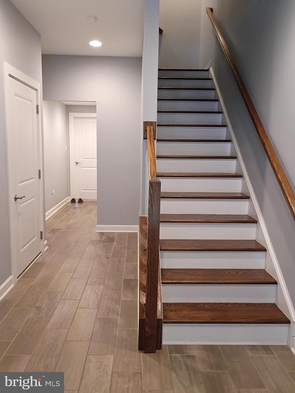 Building Photo - 3113 Sundrops Ct