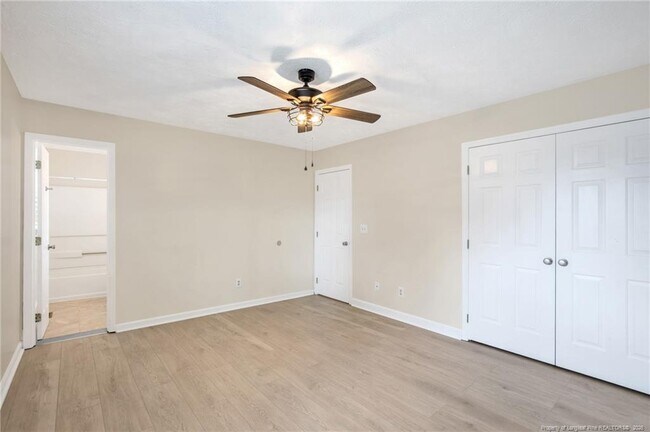 Building Photo - 1931 Daphne Cir