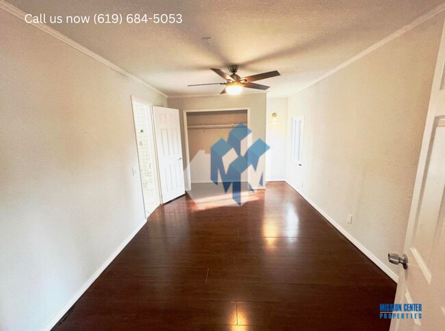 Building Photo - 5256-5260 Groveland Drive