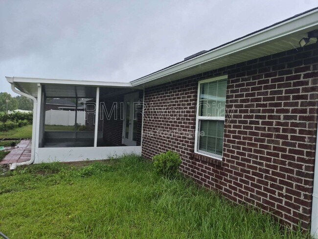 Building Photo - 53671 Carrington Dr