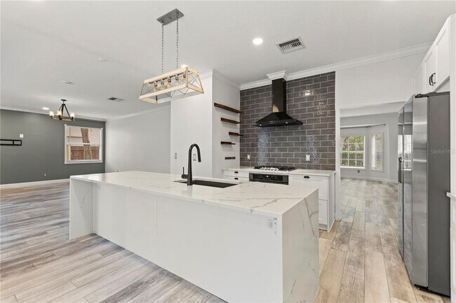 Building Photo - 9307 Poplar Creek Ct