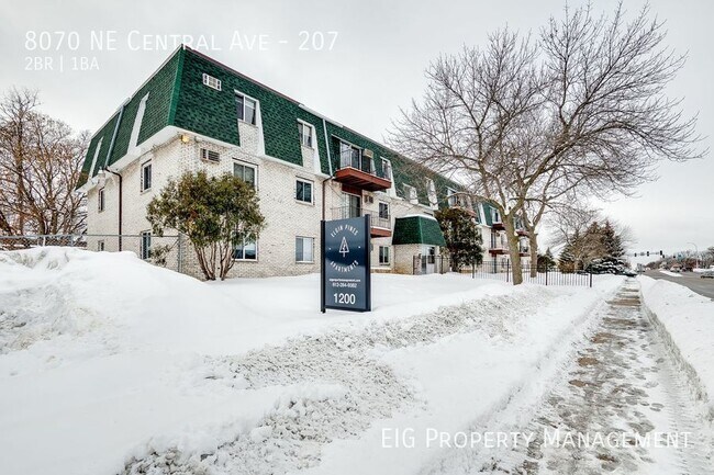 Building Photo - Available 6/22/2024