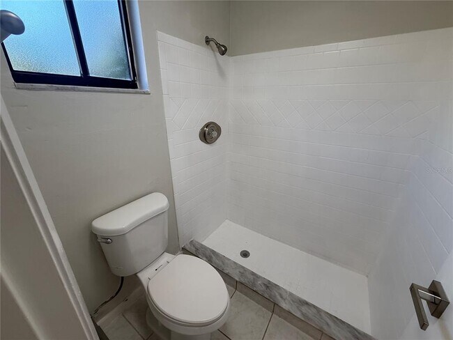 Building Photo - 9744 Tattersall Ave