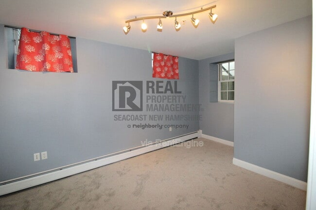 Building Photo - 159 State Street