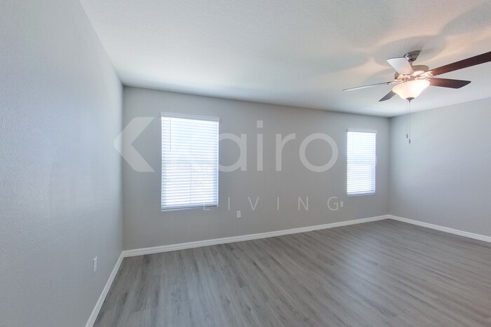 Building Photo - 8577 SW 43rd Ter