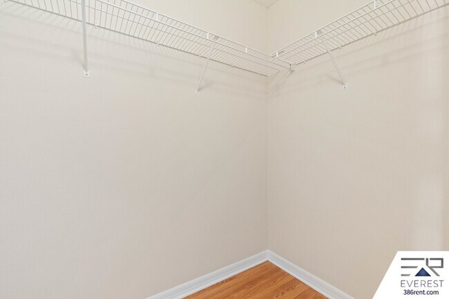 Building Photo - 9 Sea Beacon Pl