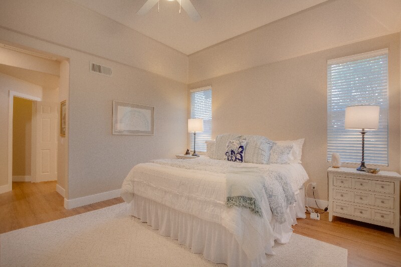 Building Photo - 6055 Caddington Row