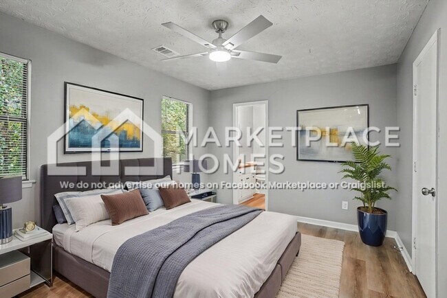 Building Photo - 956 Windwood Ct