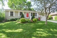 Building Photo - Well-Located 4BR Home in NW Rochester – Country Club Manor