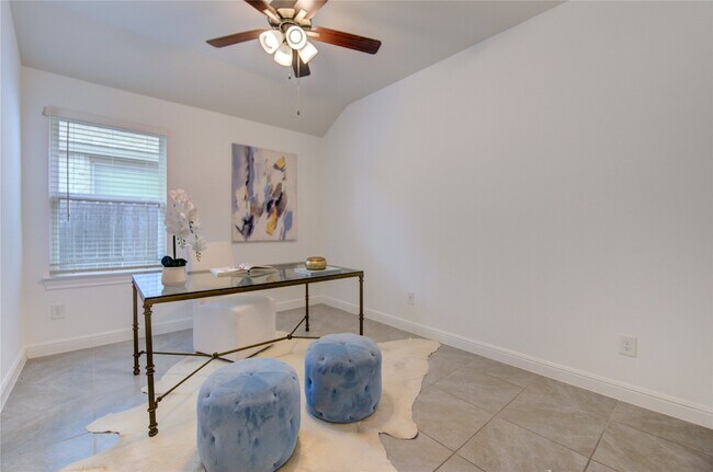 Building Photo - 4431 Sandhill Terrace Ln