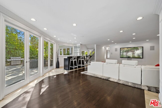 Building Photo - 16221 Elisa Pl