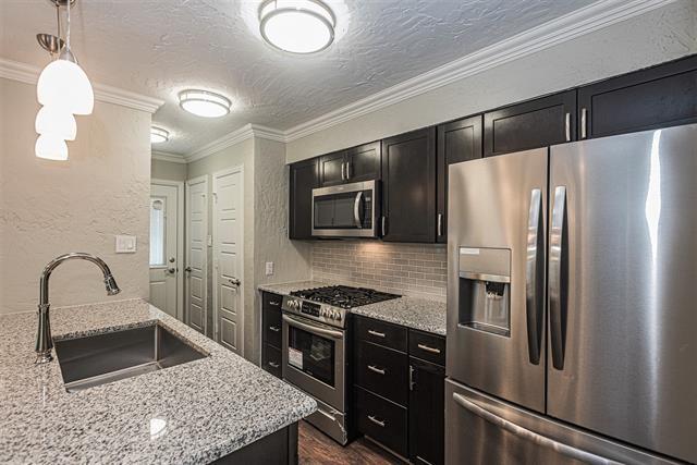 Building Photo - 3798 Vitruvian Way