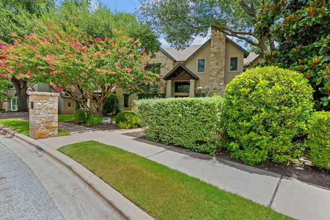 Building Photo - 6636 Dogwood Creek Dr