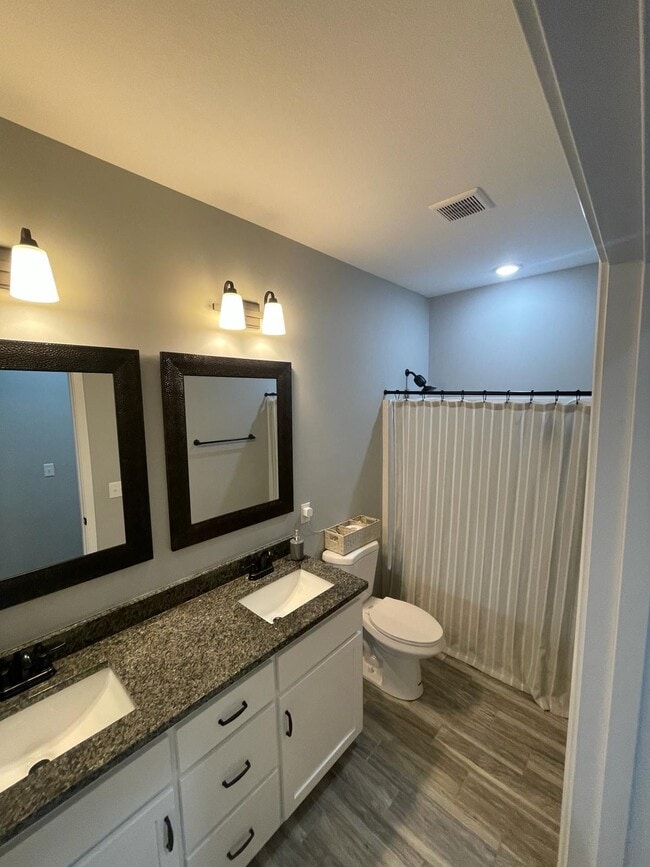 Building Photo - 103 Southern Winds Dr