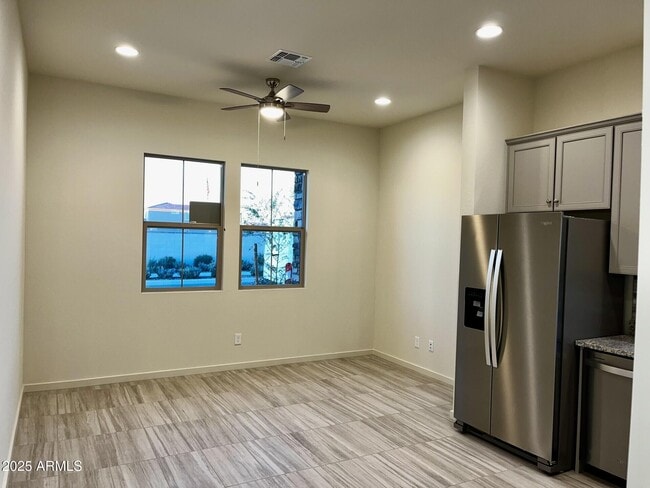 Building Photo - 21377 E Timberline Rd