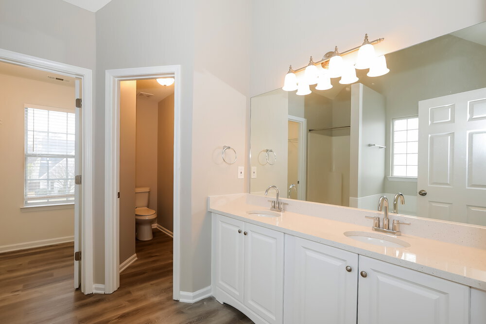 Building Photo - 5713 Colonnade Dr