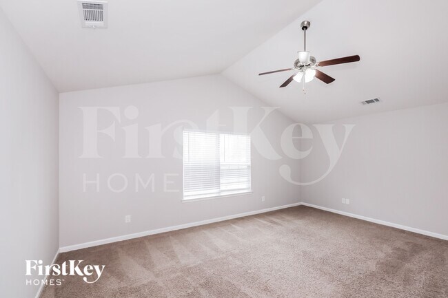 Building Photo - 2025 Misty Rose Lane